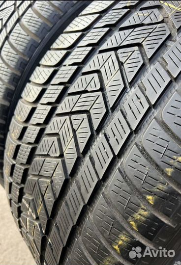 Pirelli Scorpion Winter 295/40 R21