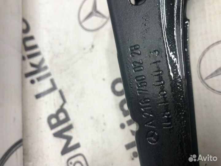 Петля крышки багажника правая Mercedes Cl W216