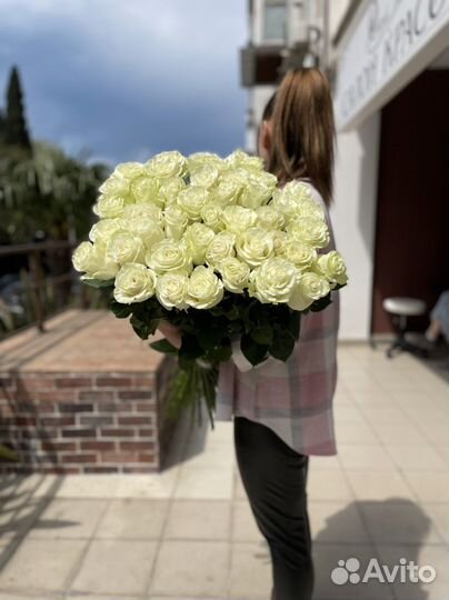 Доставка букетов и цветов по городу