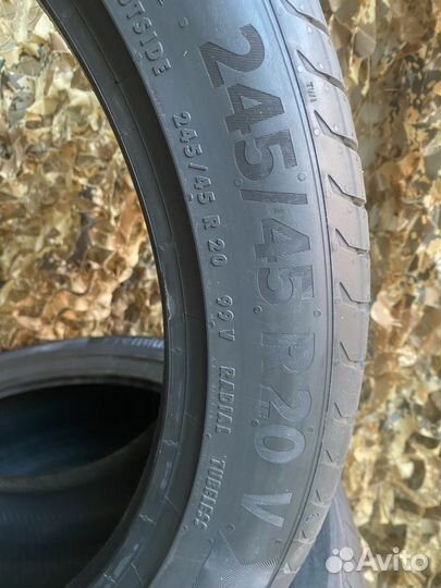 Continental PremiumContact 6 245/45 R20 99V