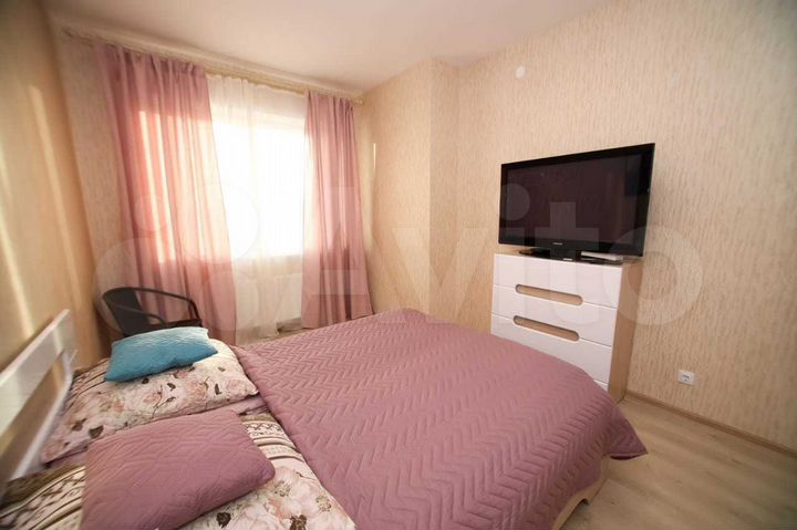 1-к. квартира, 53 м², 13/25 эт.