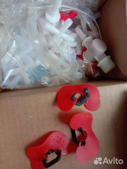 Поилки, кормушки для птиц, крс, мрс