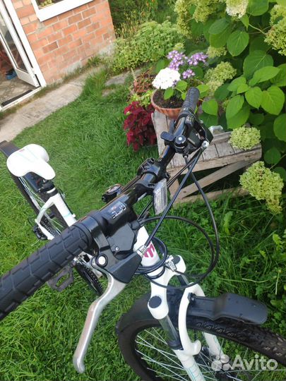 Велосипед Mongoose montana 27,5 le