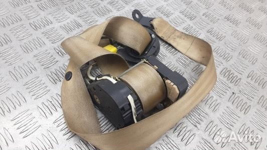 Ремень безопасности с пиропатроном сиденья передне