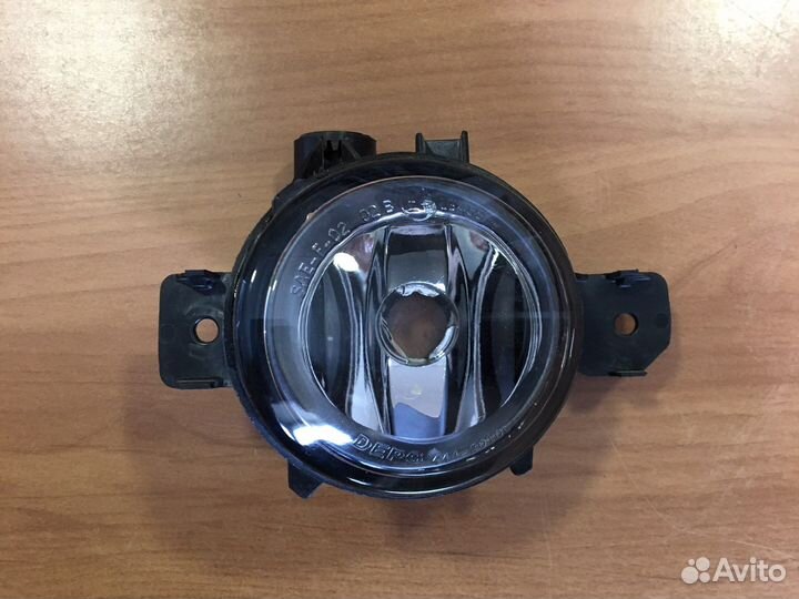 Противотуманная фара левая BMW X3 E83
