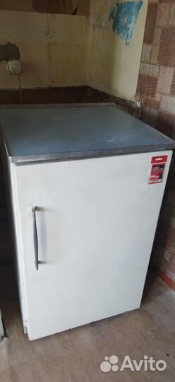 Холодильник маленький