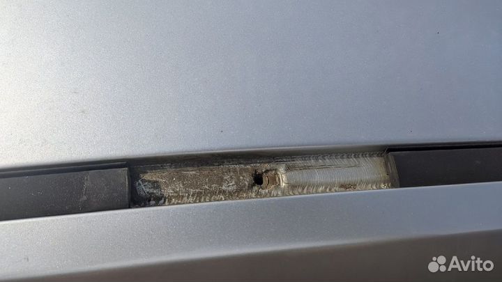 Заглушки на молдинги крыши Fusion/FiestaV