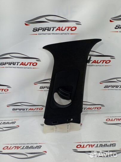 Накладка центральной стойки салона правая Kia