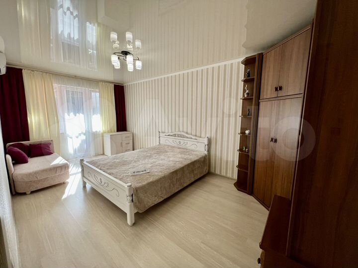 1-к. квартира, 30 м², 4/4 эт.