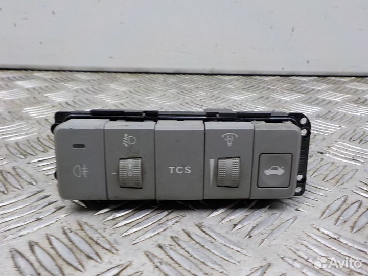 Кнопка Kia Cerato 2004-2008