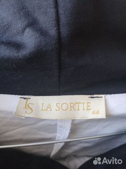 Женские вещи