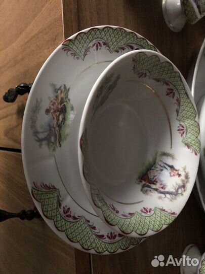 Набор столовой посуды на 12 персон