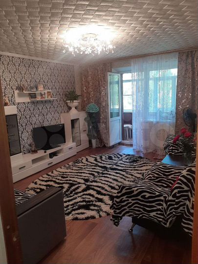 3-к. квартира, 61,5 м², 2/5 эт.