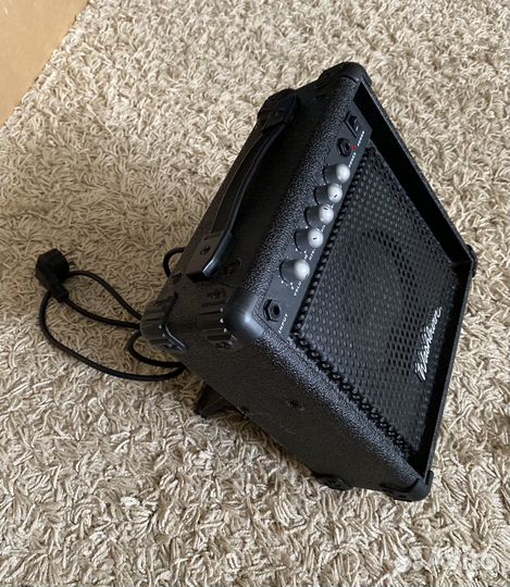 Комбоусилитель для бас-гитары Washburn WA15B