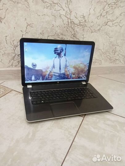 Огромный HP 17.3 AMD A10 4600 8гб 8670