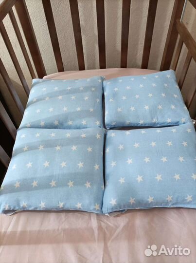 Комплект (бортики) в детскую кроватку