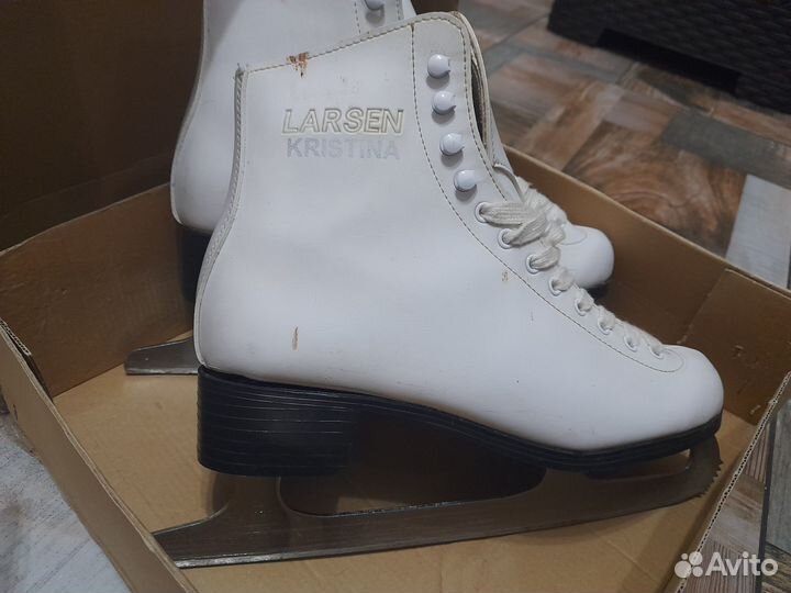 Коньки фигурные