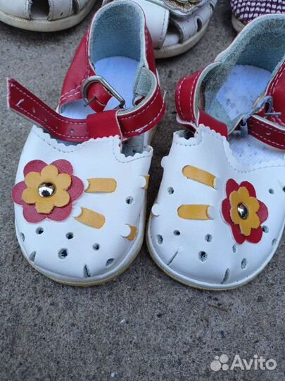 Детская обувь и одежда для девочек