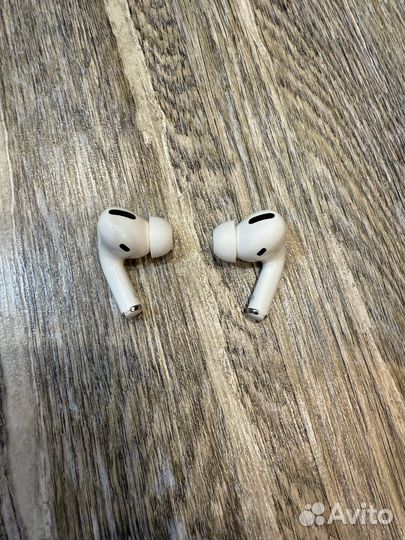 Оригинальные наушники AirPods Pro with MagSafe Cha