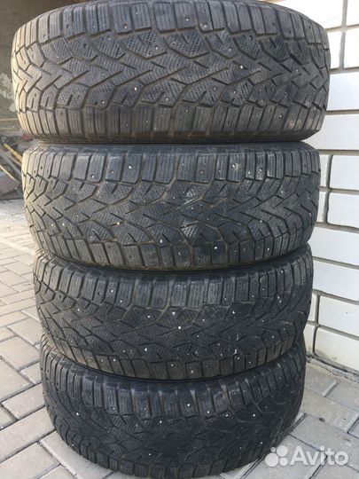 Gislaved NordFrost 100 SUV 215/65 R16 102T