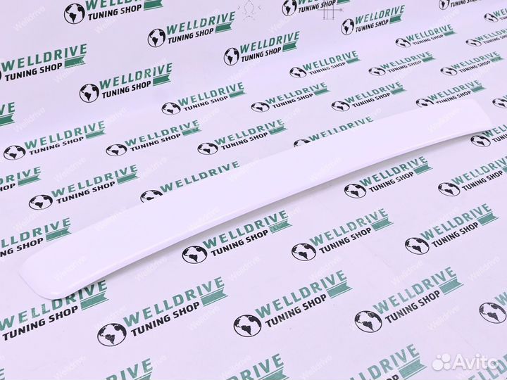 Козырек Toyota Camry 40 белый