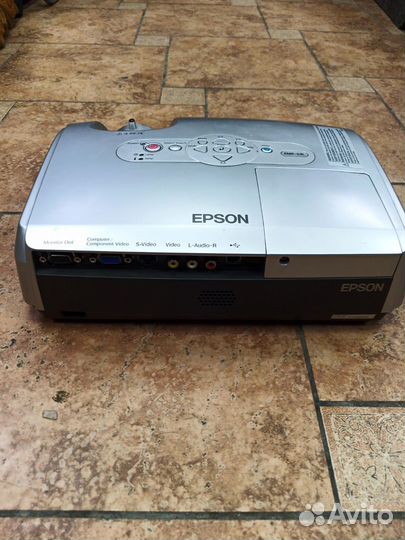 Мультимедиа. Проектор epson EMP-S3L