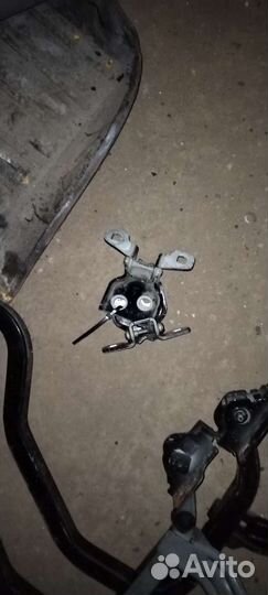 Петли renault logan