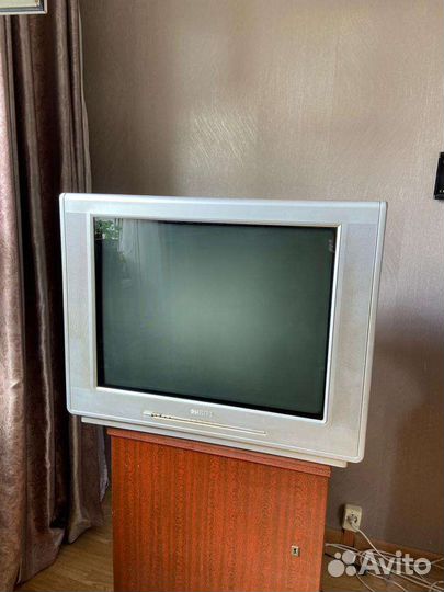 Телевизор ЭЛТ Philips 29