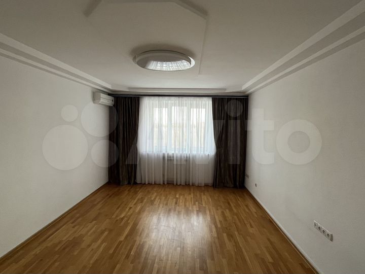 3-к. квартира, 96 м², 5/6 эт.