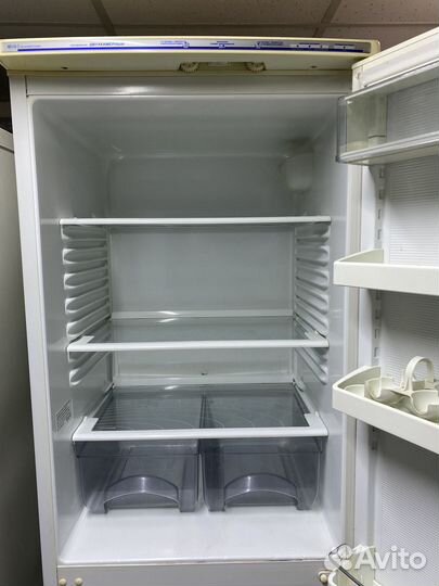 Холодильник atlant двухмоторый на гарантии