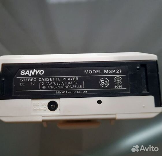 Кассетный плеер sanyo