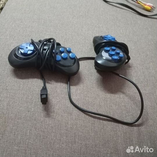 Приставка Titan 500 игр