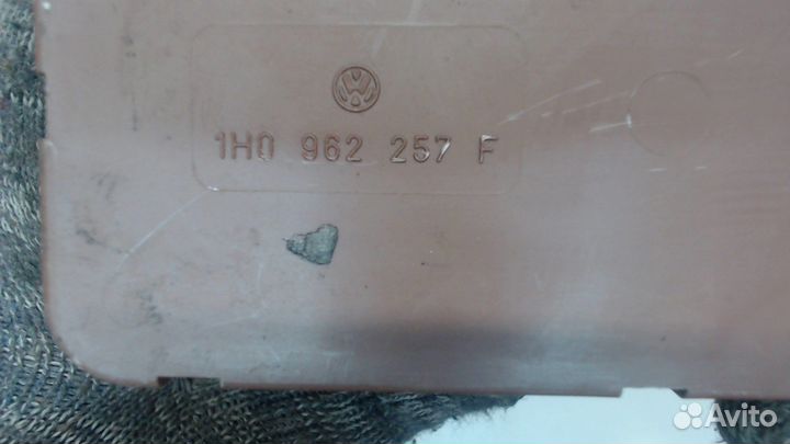 Компрессор центрального замка Volkswagen Polo, 199