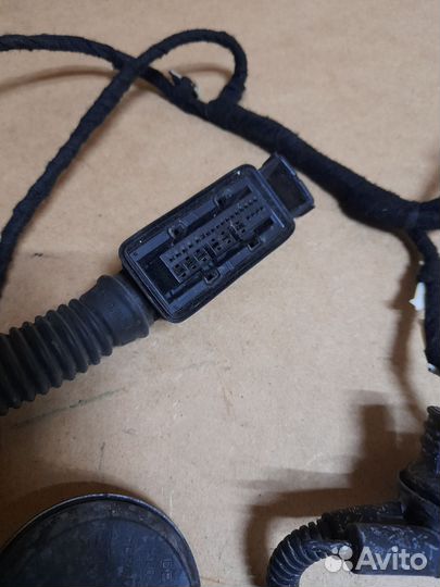 Проводка двери задняя правая Audi Q5