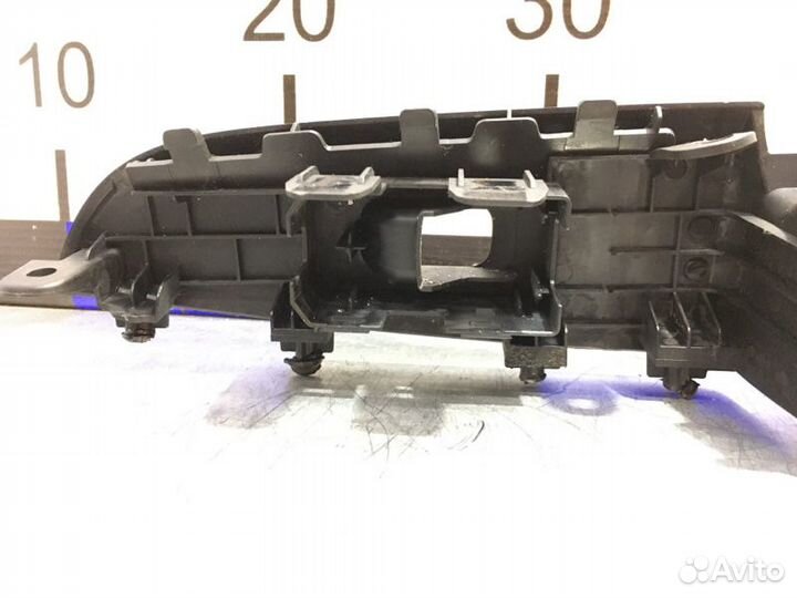 Ручка двери передняя правая Kia Rio 4 G4FG 2018