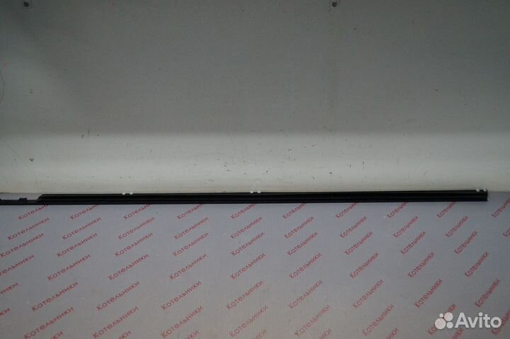 Nissan 80820-AV600 Молдинг перед правый