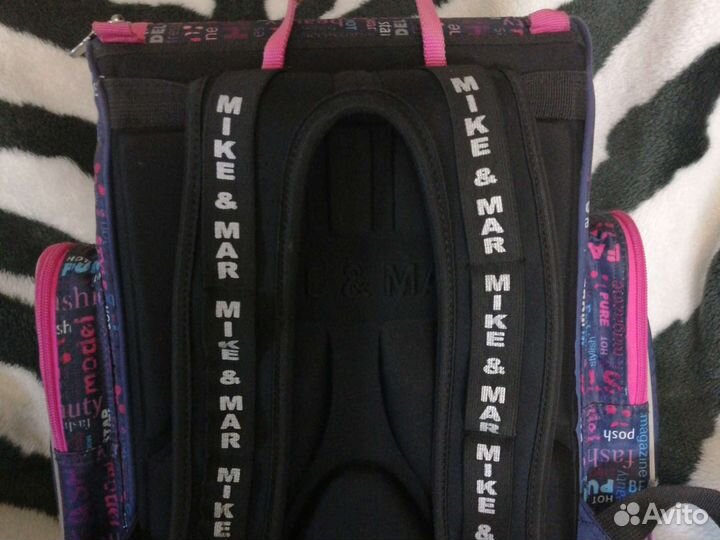 Рюкзак школьный