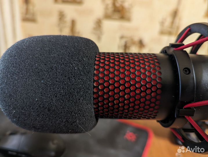 Микрофон HyperX Quadcast