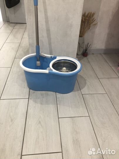 Ведро со шваброй выжимное