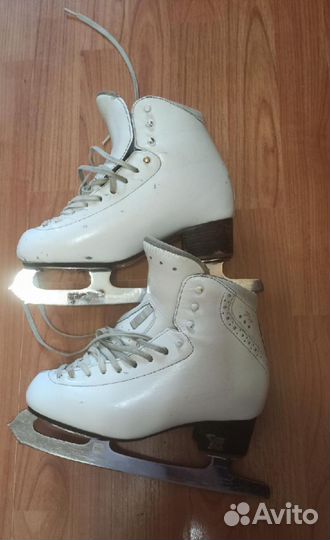 Фигурные коньки risport 245