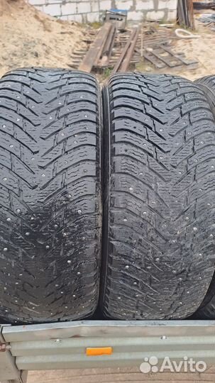 Nokian Tyres Hakkapeliitta 8 SUV 265/60 R18