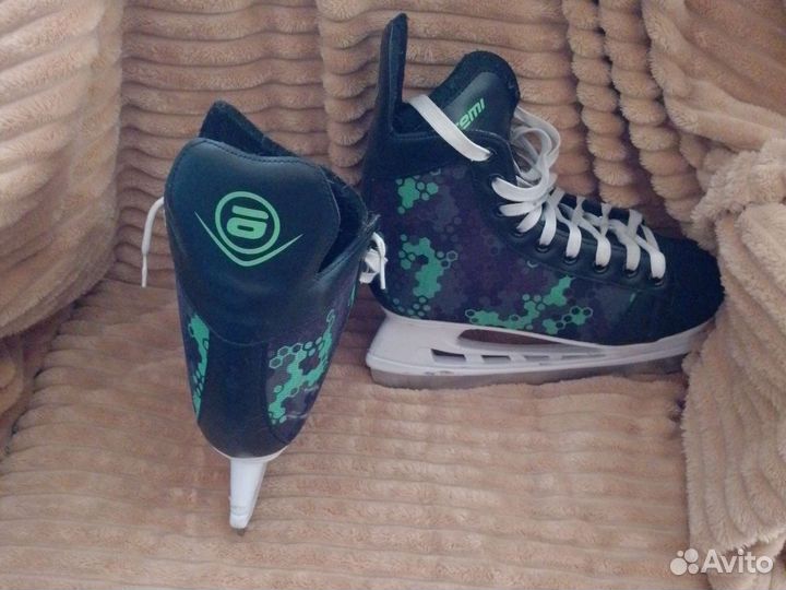 Коньки хоккейные atemi