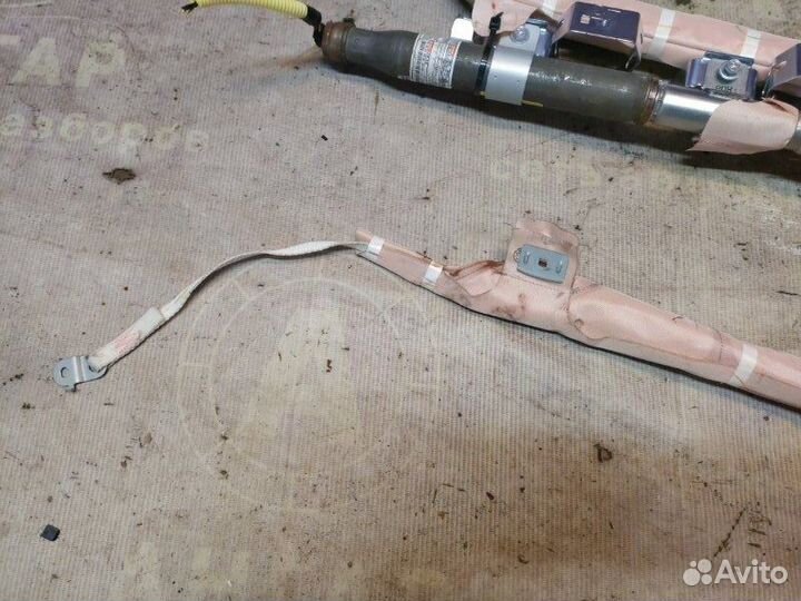 Шторка безопасности правая Mitsubishi Outlander Xl