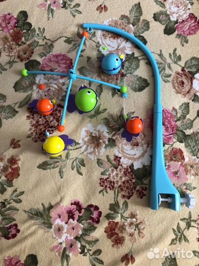 Мобиль в кроватку музыкальный