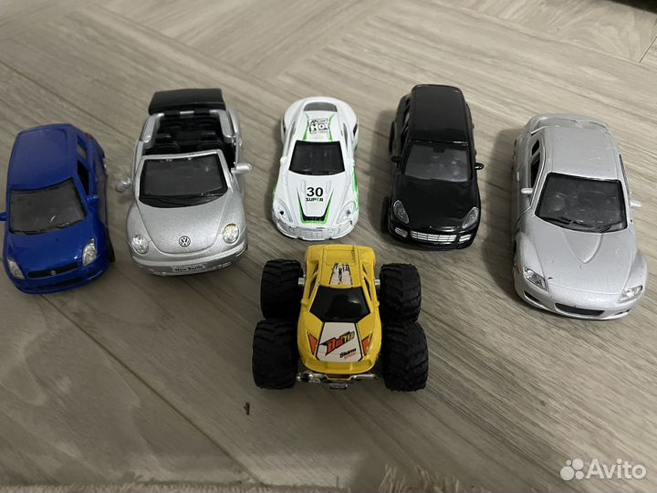 Машинки игрушки самолеты