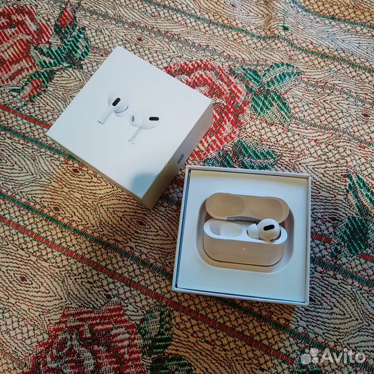 Беспроводные наушники apple airpods pro правый