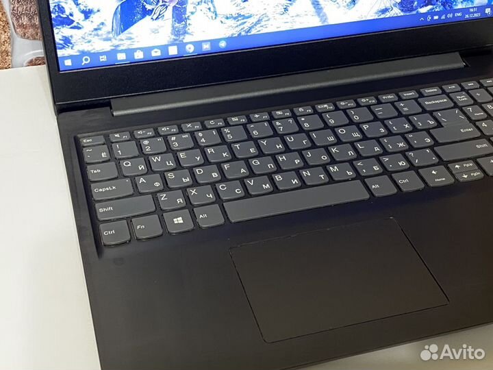 Игровой Lenovо ноутбук i3-7gen/mx110-2gb/12gb/ssd