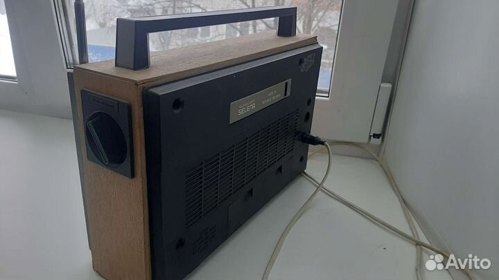 Радиоприемник Selena B-215