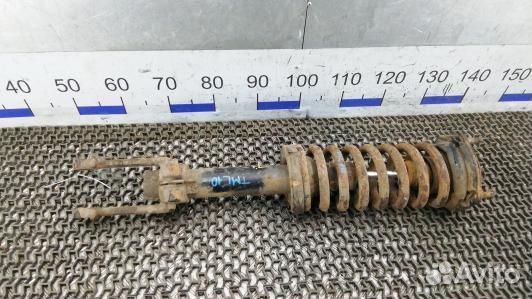 Стойка передняя правая jeep grand cherokee WK (TML