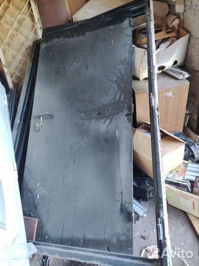 Дверь металлическая огнеупорная противопожарная